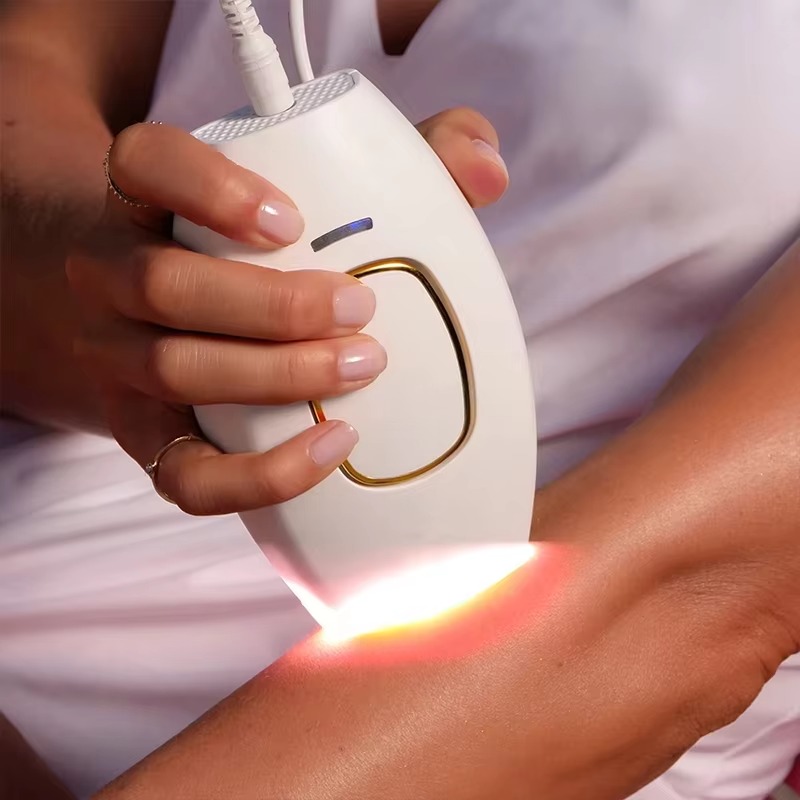 Montera Pulse™ IPL Hair Removal Device